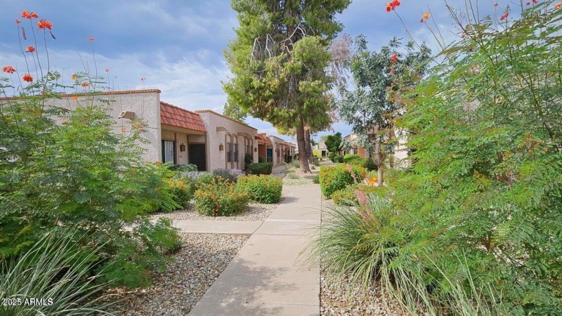 20251010213343527442000000-o