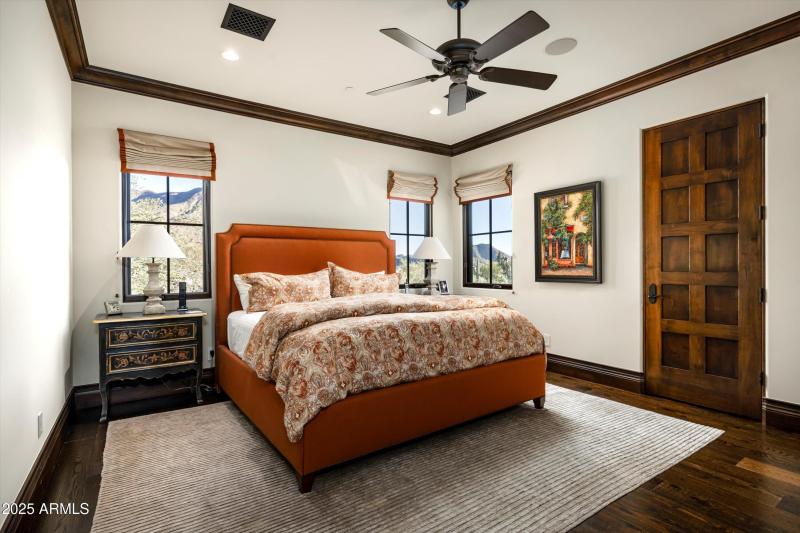 Ensuite Secondary Bedroom