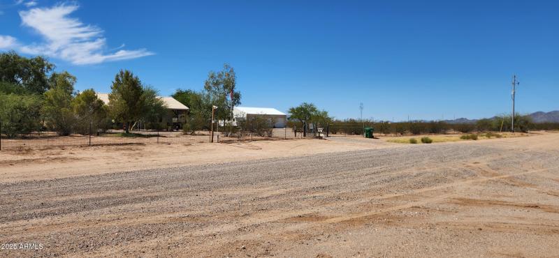 Neighbor to the South