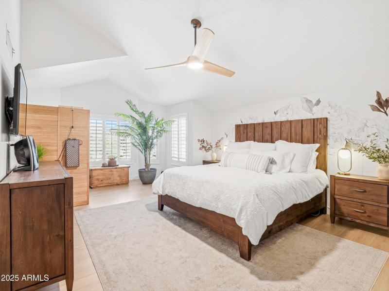 33-10178 E San Salvador Dr-33