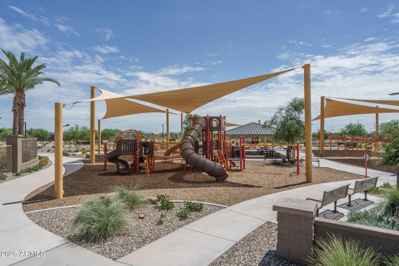 D2) PLAYGROUND - Copy