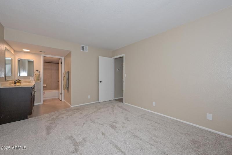 Primary Bedroom-Bath