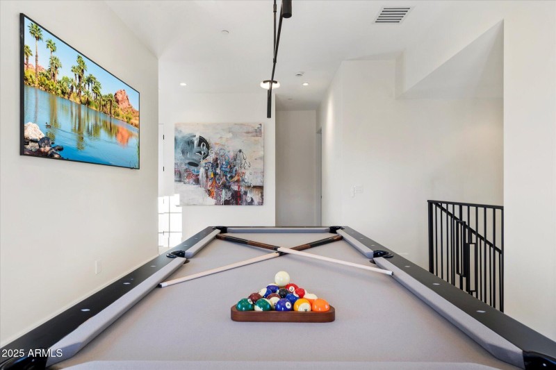 Game room, complete with pool table