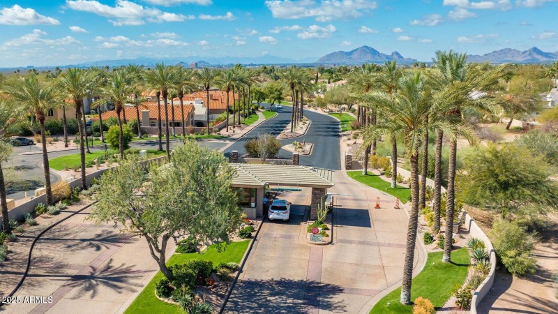 guard gated stonegate