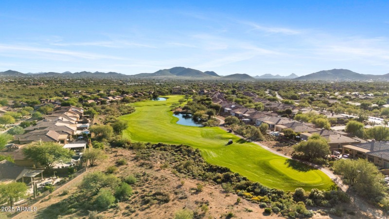 40406 N HAWK RIDGE TRL