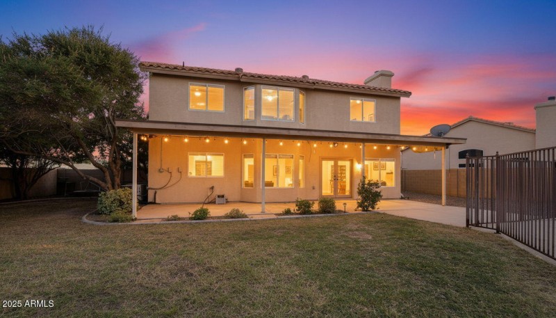 48-web-or-mls-14566 N 100th Twilight- 2