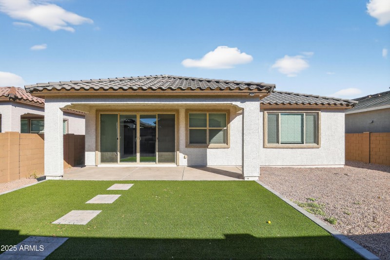 07_2555_W_Sunland_Ave_Phoenix_AZ_85041_U