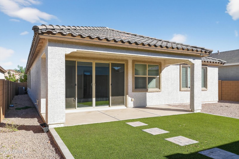 08_2555_W_Sunland_Ave_Phoenix_AZ_85041_U