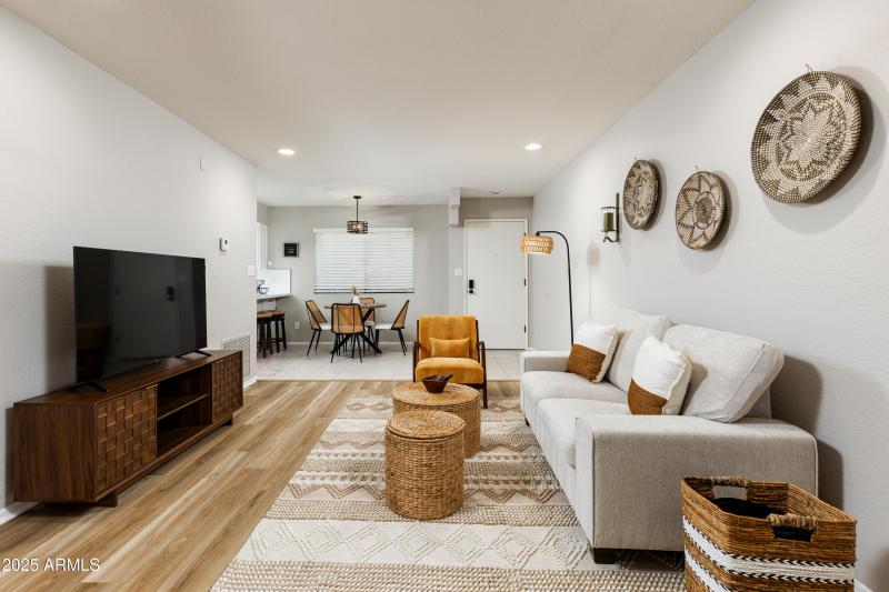 122222 N Paradise Village Pkwy #237-4