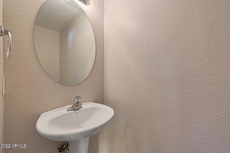 20220622164640536967000000-o