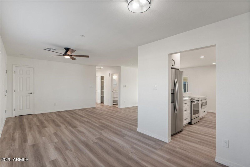 07-Living Room and Kitchen