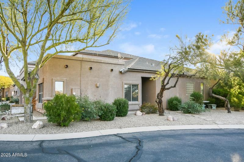 3-photo-Front-View-b2a186d5-99c8-4ab0-bb