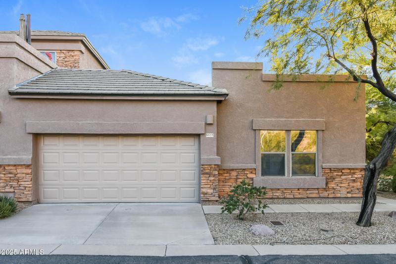 16-photo-Rear-View-83035c33-e626-4354-a5