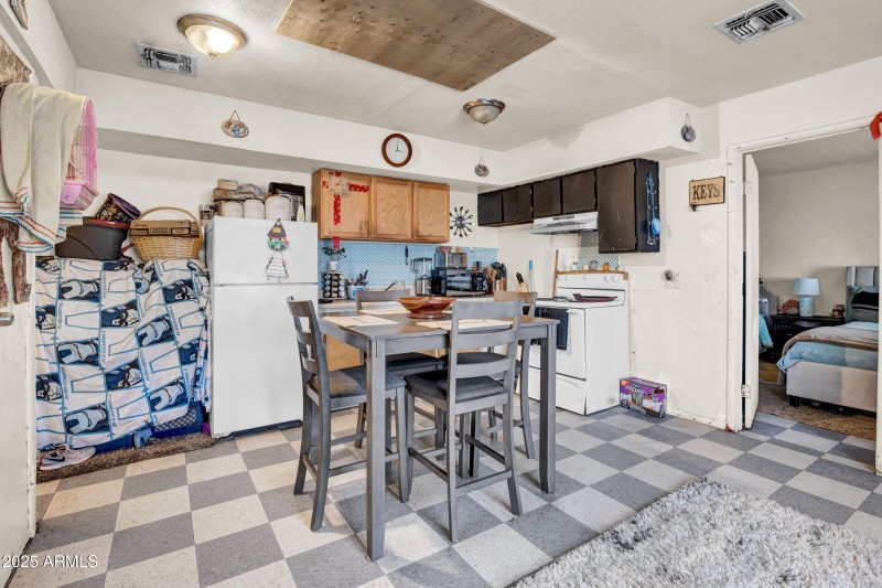 15-custom-1123 W Fillmore St-15