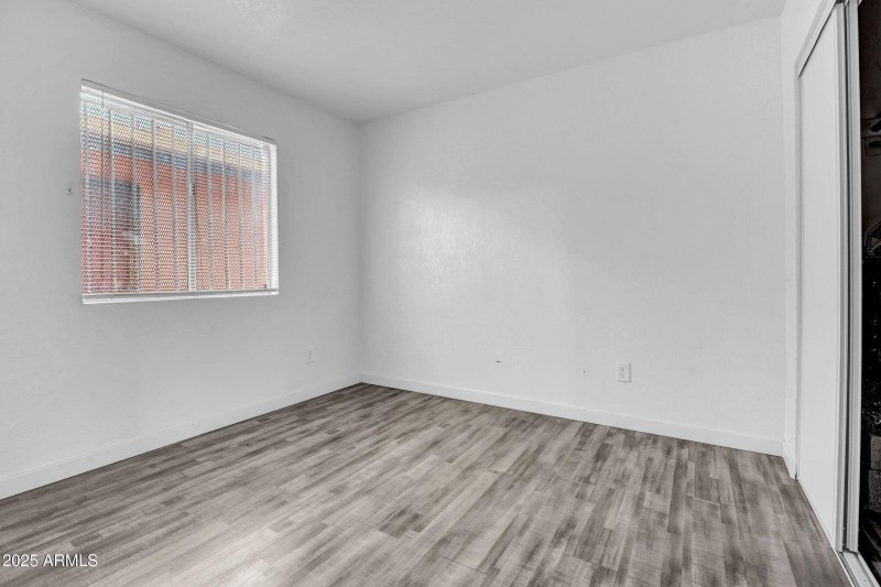 13-custom-1123 W Fillmore St-13