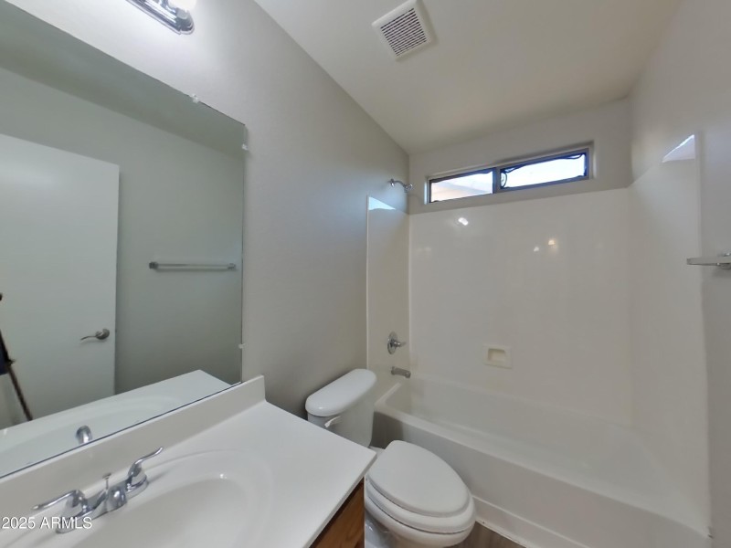 15_pc_KEOlbwoKZ9_ilnaijDzAb_layout_0