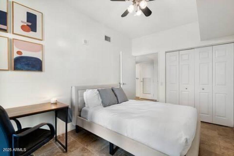 f359f558-5513-4f33-a121-c013c2f292c9