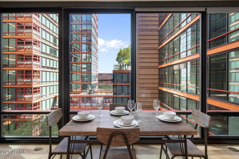 acebeed1-6b61-4eed-8f48-39590799411f.jpe