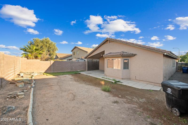 21-10748WMVD-ocupix-