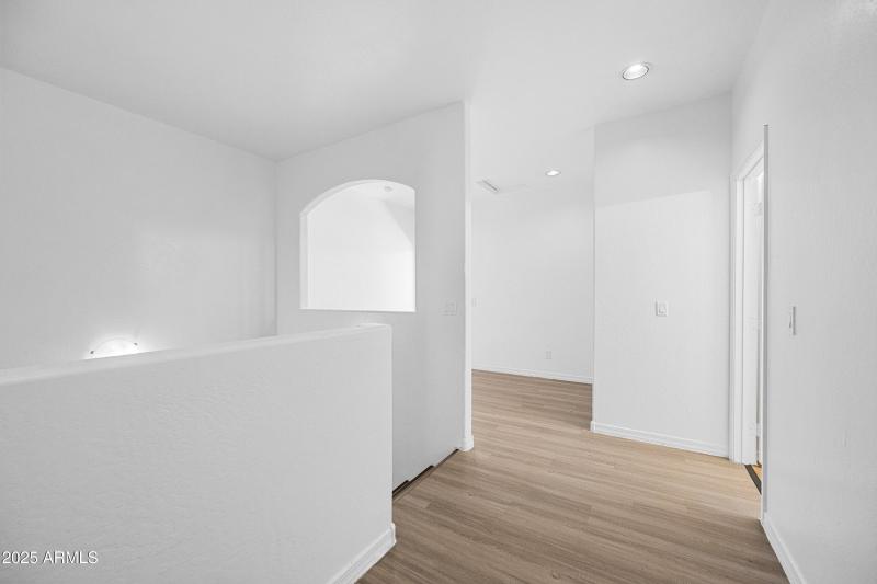 11-4608WMA1193-ocupix-