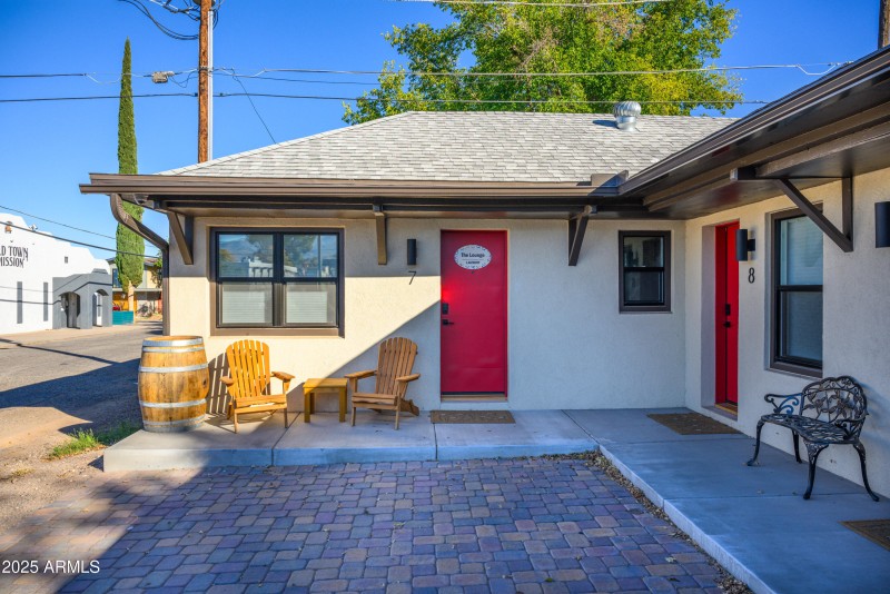 107 E Pinal Street-3