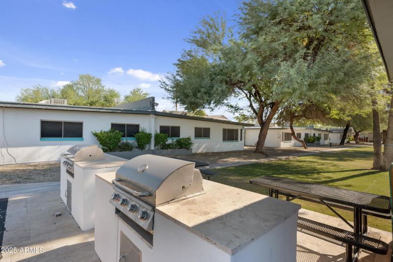 5ocupix-1518WCS-Comm-