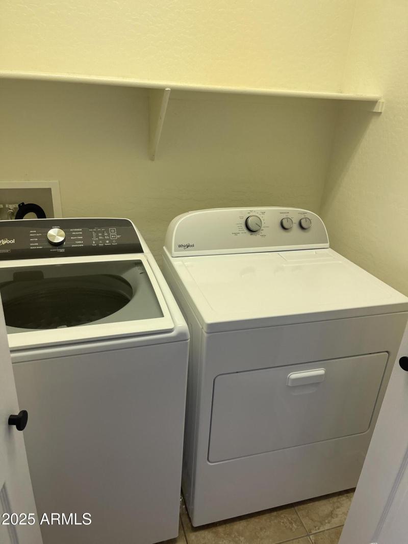 20251105_222051955_iOS