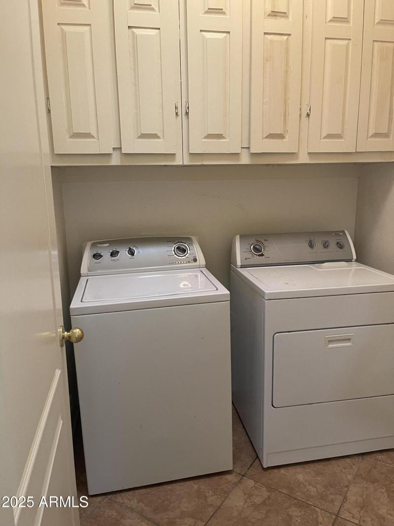 20251105_220642043_iOS