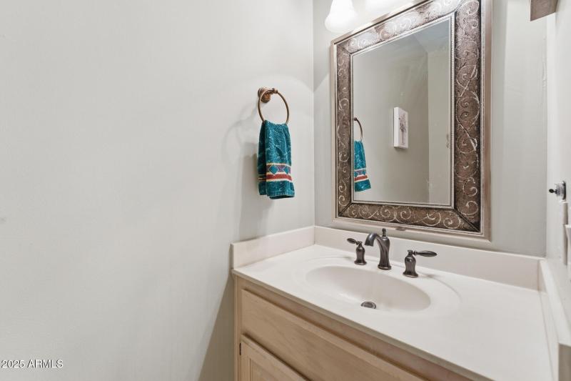 020-half-bath
