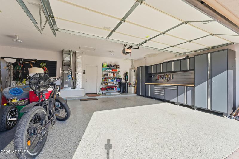 033-garage
