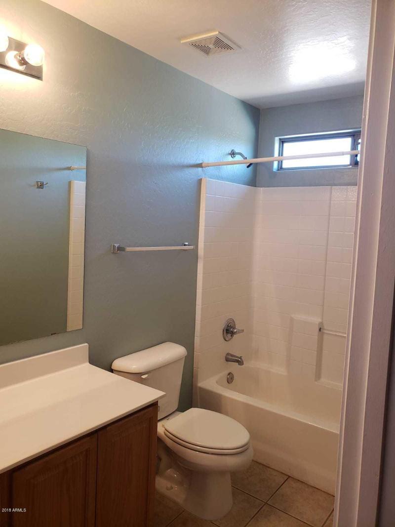 f4cb05c0-a9dc-43fc-ab43-17b244a74b0d