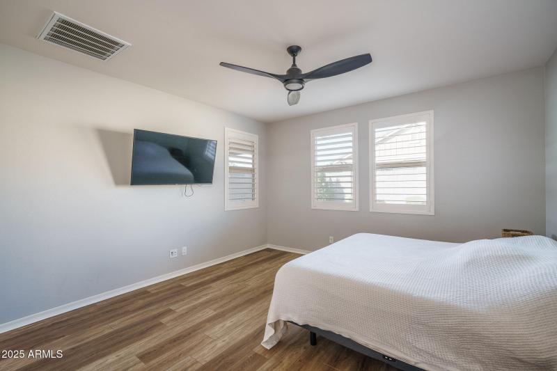 9) PRIMARY SUITE