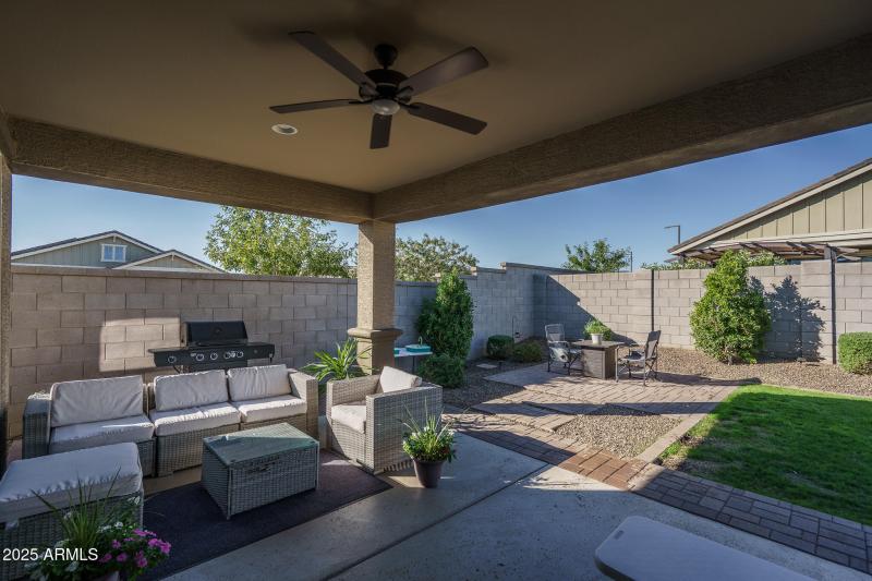 23) BACK PATIO