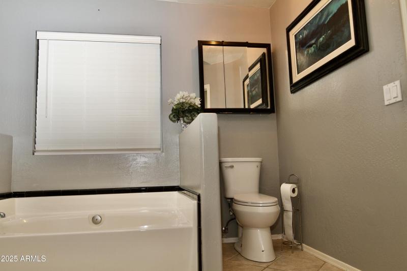 F94B6186-64D0-4974-9516-1B6E2DEE56C3_1_2