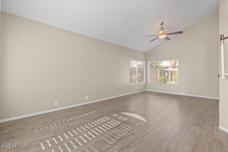 08-Formal Living and Dining