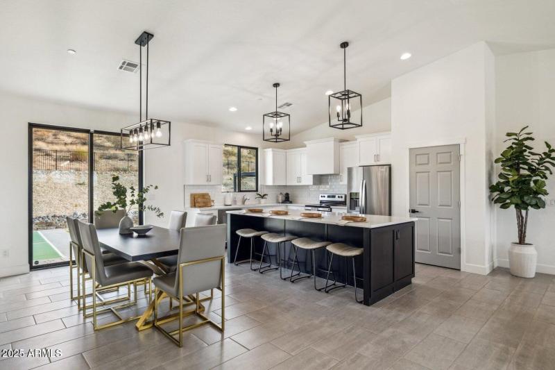 20250916025124595641000000-o