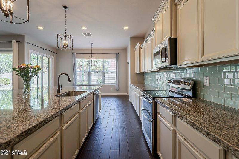 20210317185710749785000000-o