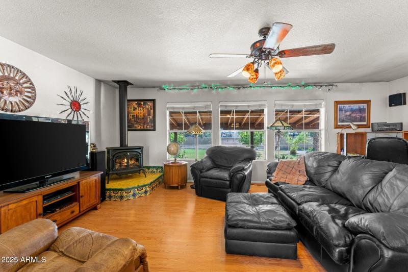 60-web-or-mls-2022-10-12 01.26.19-3