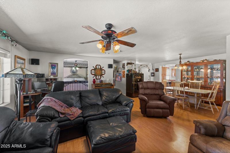76-web-or-mls-2022-10-12 01.38.15-1