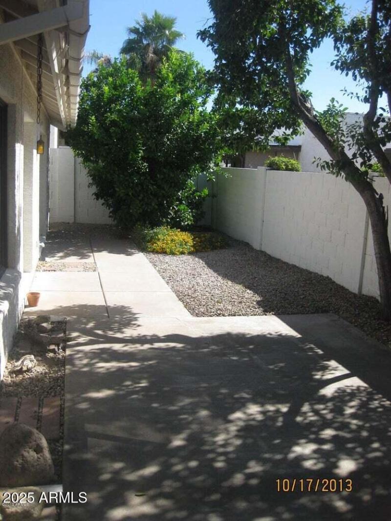 20180927200720962396000000-o