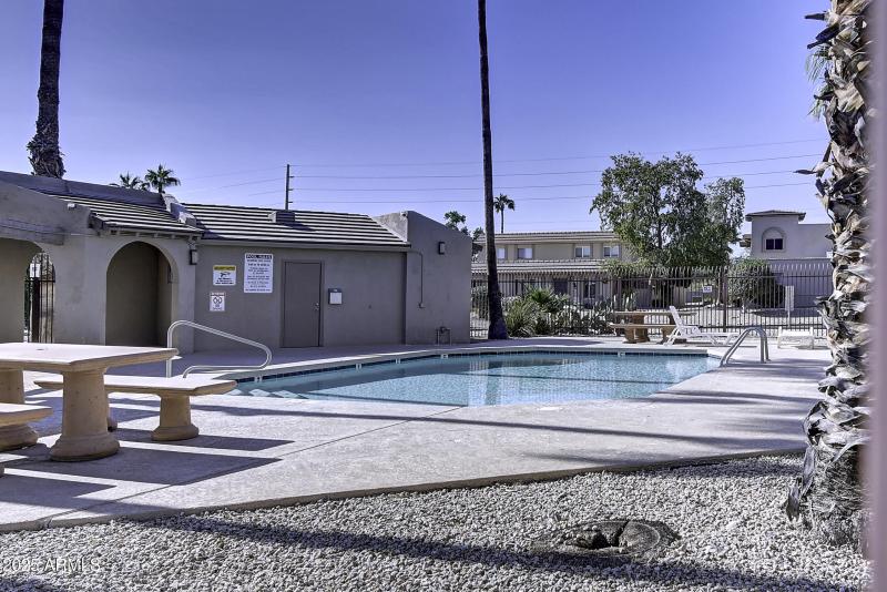 17014 E Calle Del Oro #A (25)