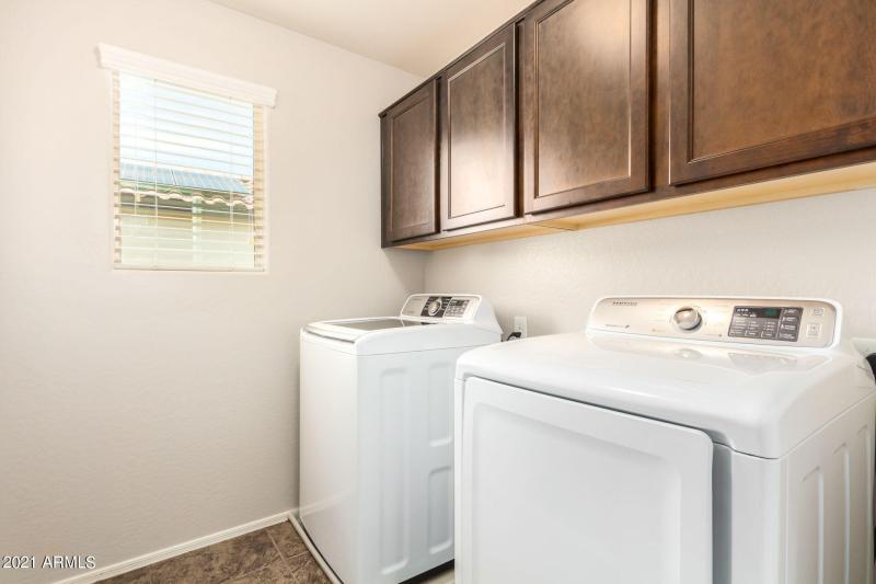 21051 W Wycliff Upstairs Laundry