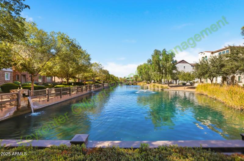 14-web-or-mls-4106 E Rolling Ridge Rd Qu