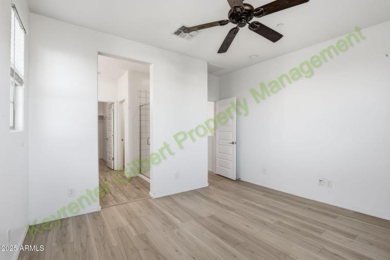 30-web-or-mls-4106 E Rolling Ridge Rd Qu