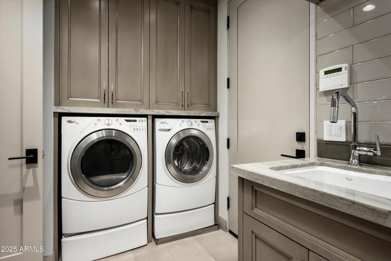 046_Laundry Room