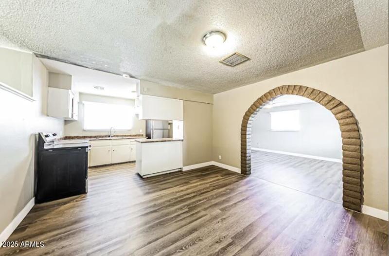 Screenshot 2025-11-11 163300