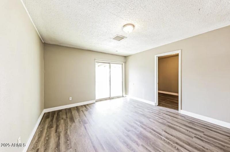 Screenshot 2025-11-11 163335