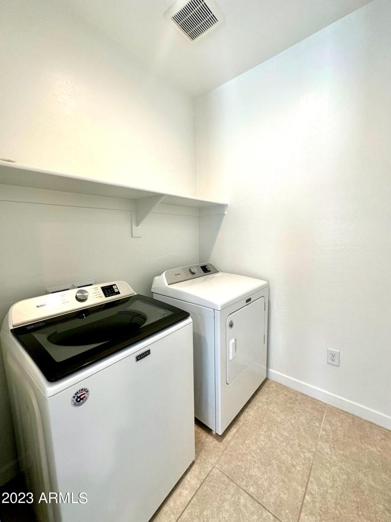 19-Laundry room