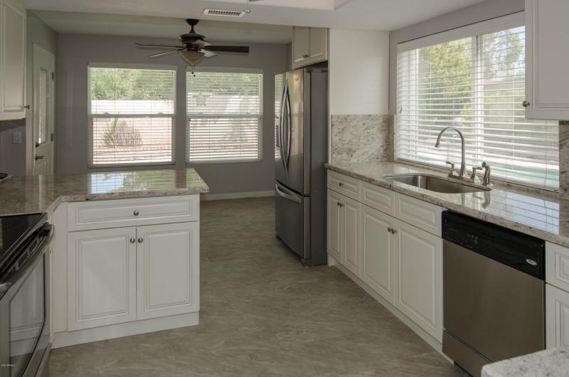 6528 E Paradise Lane (1 of 20)