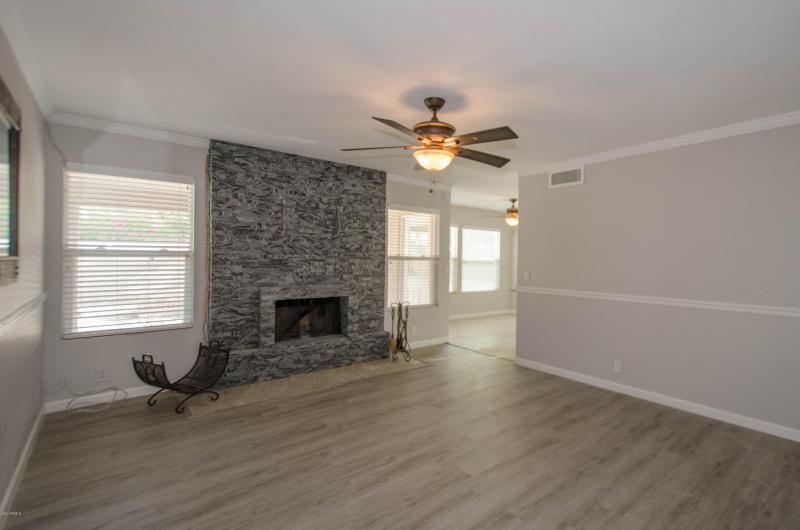 6528 E Paradise Lane (8 of 20)